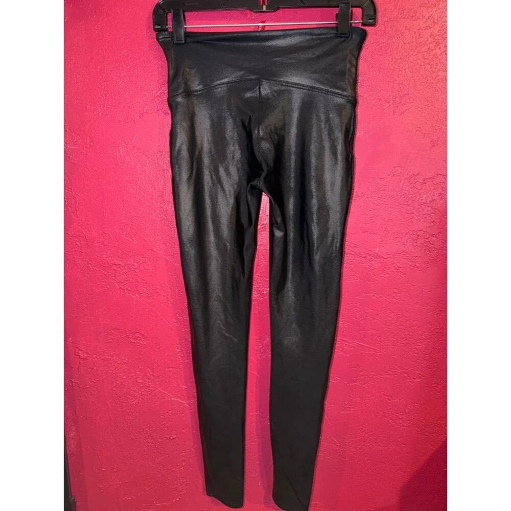Spanx faux leather legging. Sz M. Punk, rock and roll, moto, Bikercore, goth